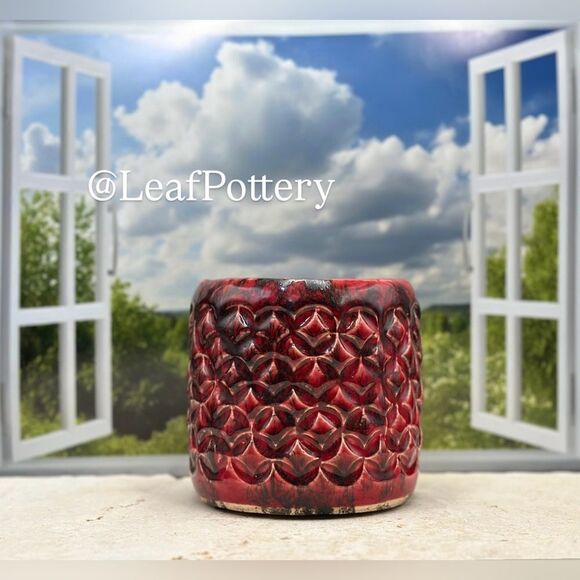 Textured (SM)  Red/Black Ceramic Planter without drainage hole - Picture 5 of 9